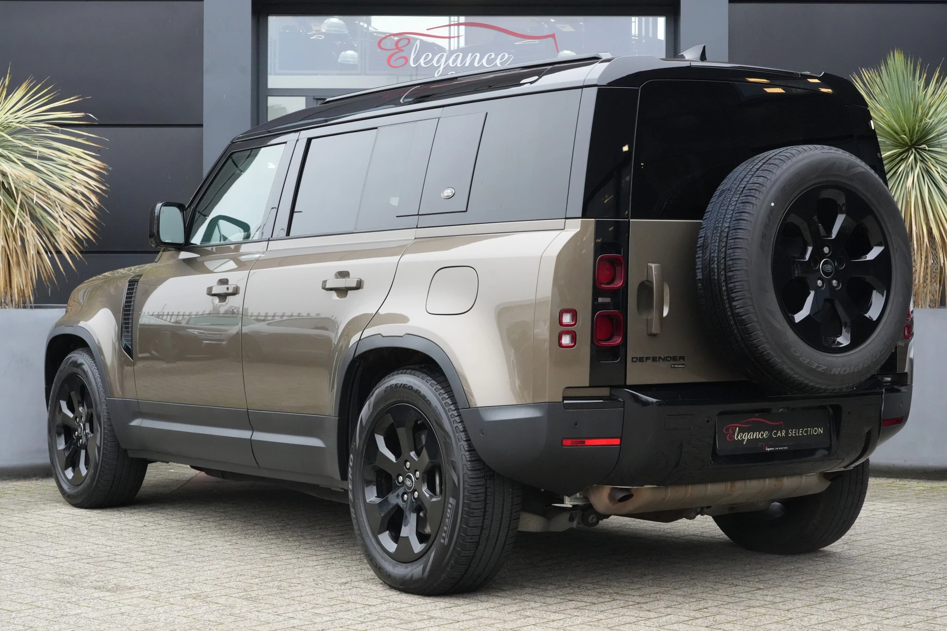 Hoofdafbeelding Land Rover Defender