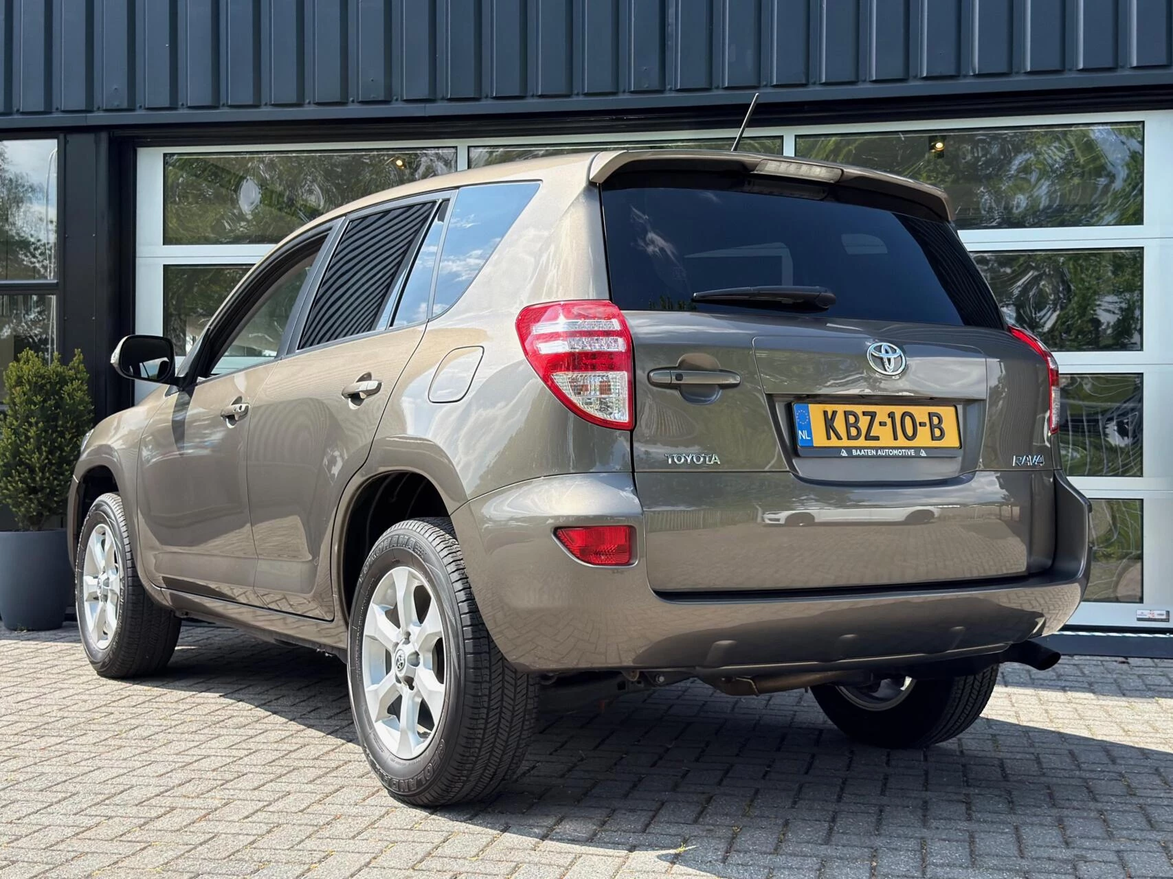 Hoofdafbeelding Toyota RAV4