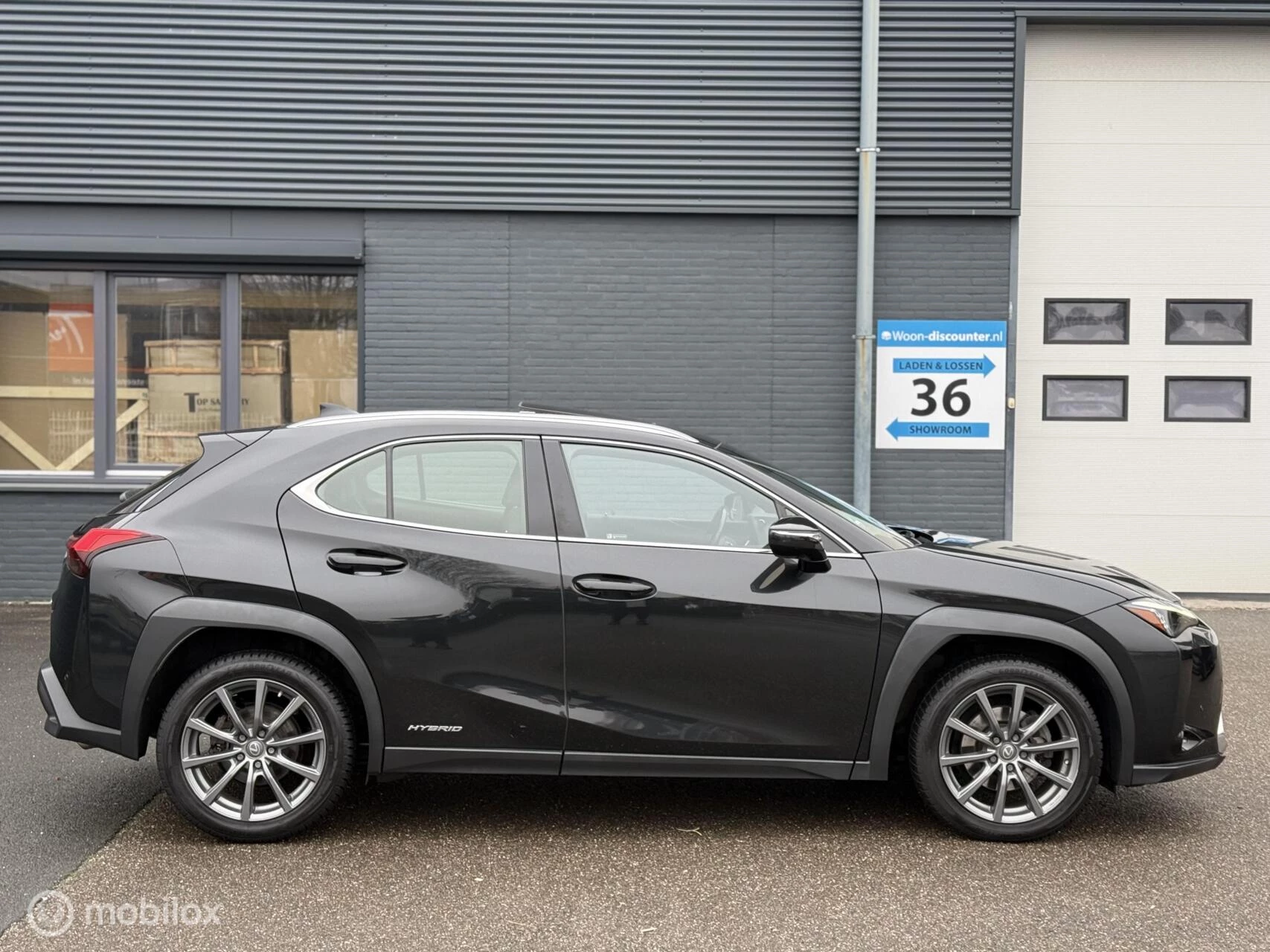 Hoofdafbeelding Lexus UX