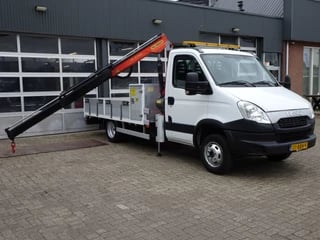 Iveco Daily 50C14G 136pk Cng / Benzine PTO Kraan Palfinger PC2700a Trekhaak 3500kg Luchtvering Cruise control 1e eigenaar ex gemeente Erdga Open laadbak Pick-up p-up