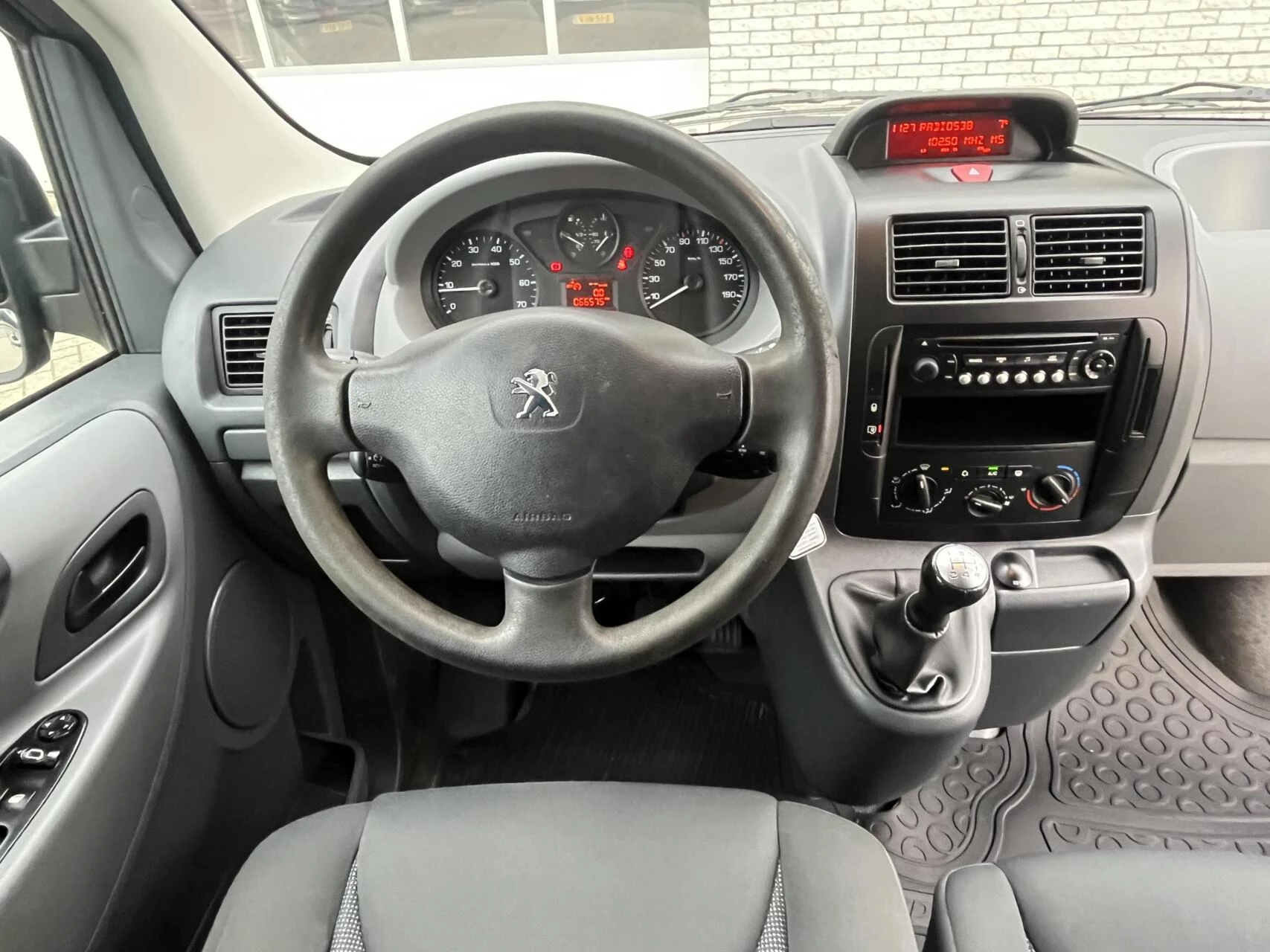 Hoofdafbeelding Peugeot Expert