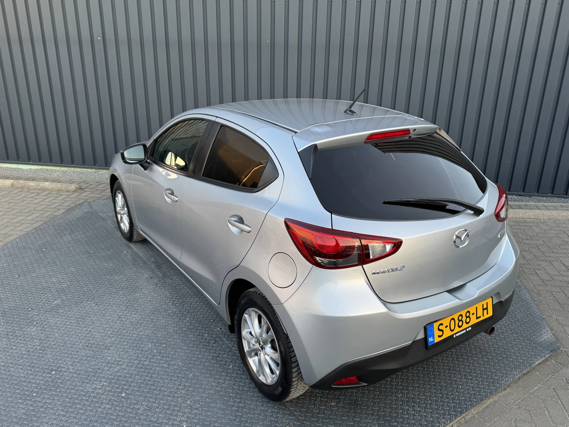 Hoofdafbeelding Mazda 2