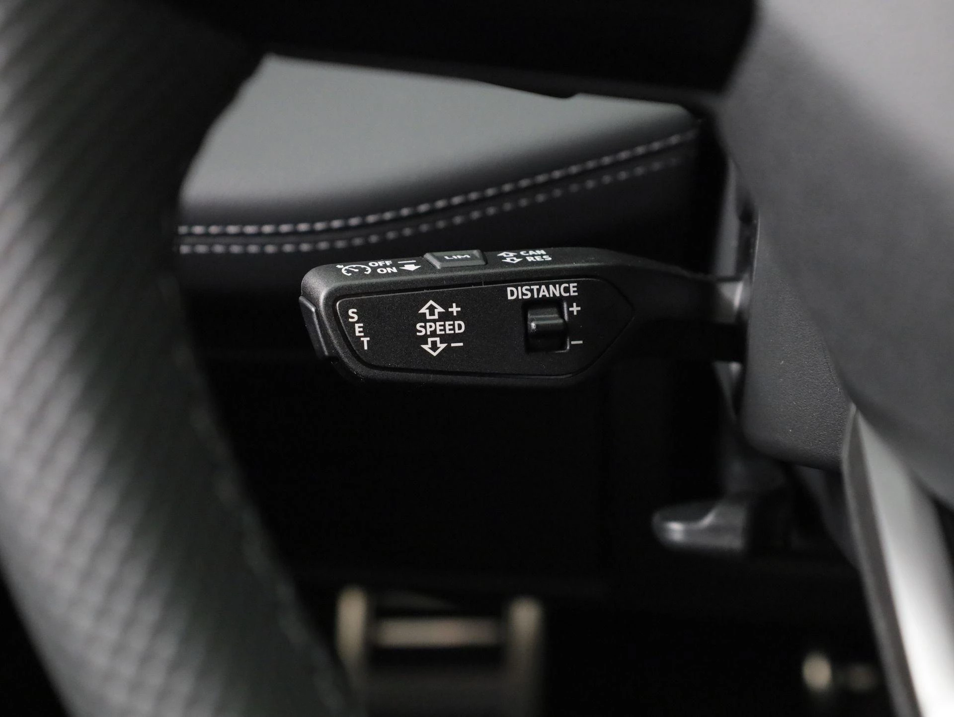 Hoofdafbeelding Audi A6 Avant e-tron