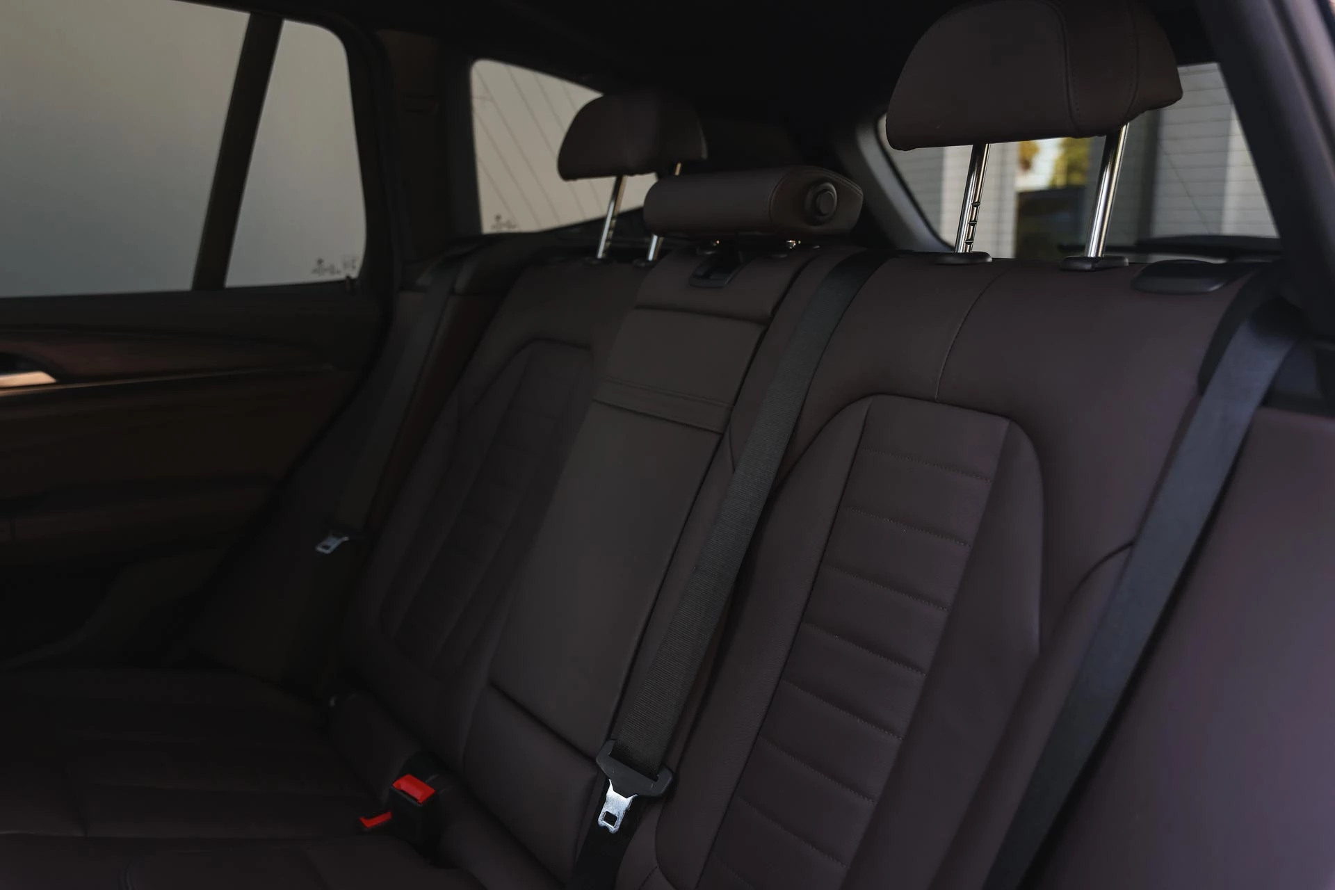 Hoofdafbeelding BMW iX3