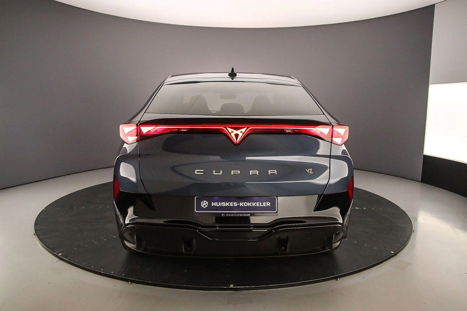 Hoofdafbeelding CUPRA Tavascan