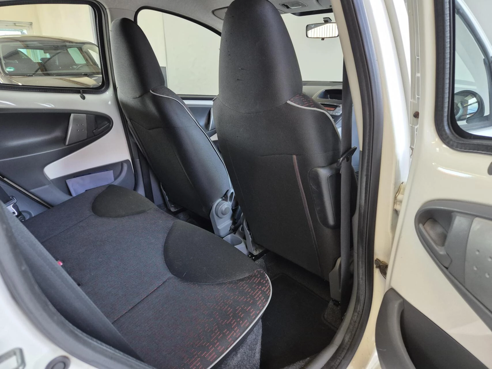 Hoofdafbeelding Peugeot 107