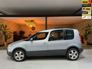 Hoofdafbeelding Škoda Roomster Skoda Roomster 1.2 TSI Ambition NAP Automaat Parkeersensoren Airco Rijklaar
