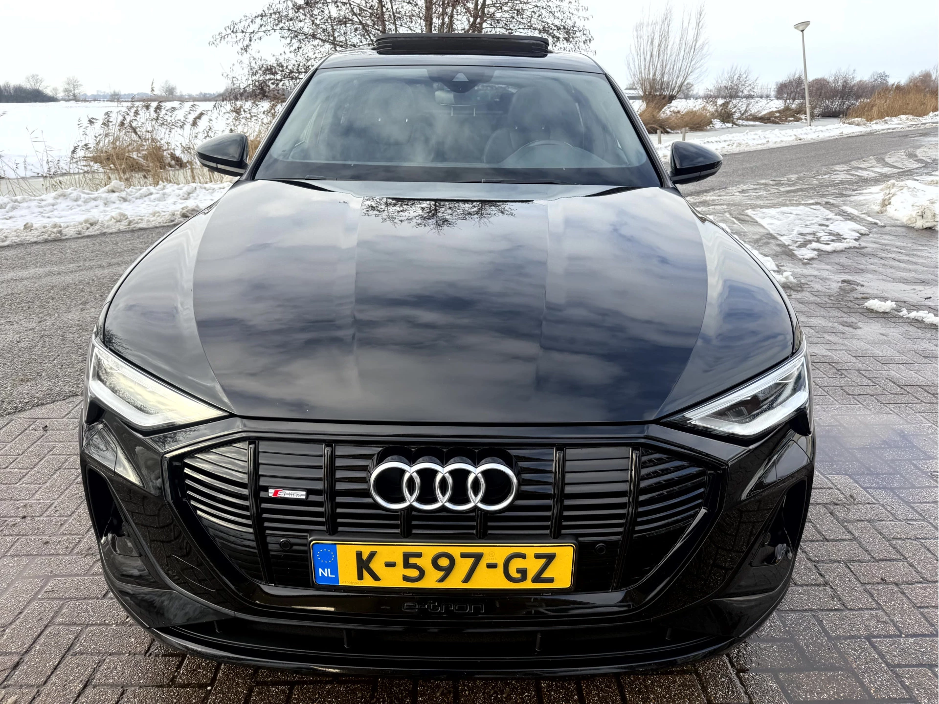 Hoofdafbeelding Audi e-tron