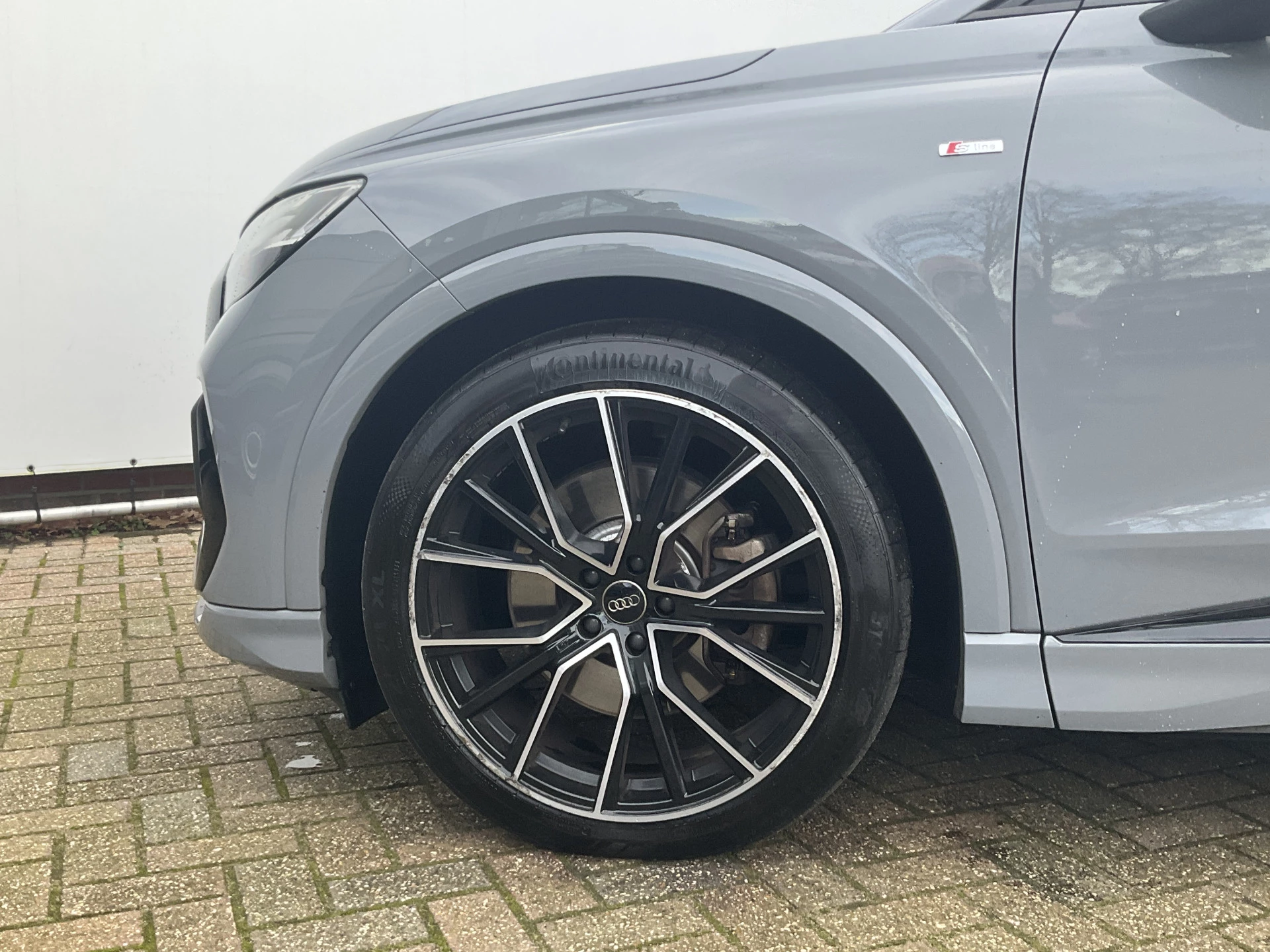 Hoofdafbeelding Audi Q4 e-tron