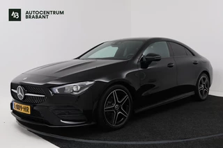 Mercedes-Benz CLA-klasse 180 Business Solution AMG (SFEERVERLICHTING, STOELVERWARMING, NAVIGATIE, CRUISE CONTROL, PARKEERSENSOREN)