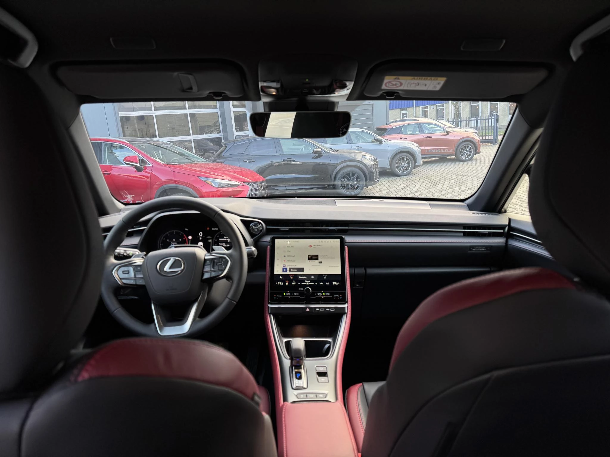 Hoofdafbeelding Lexus LBX