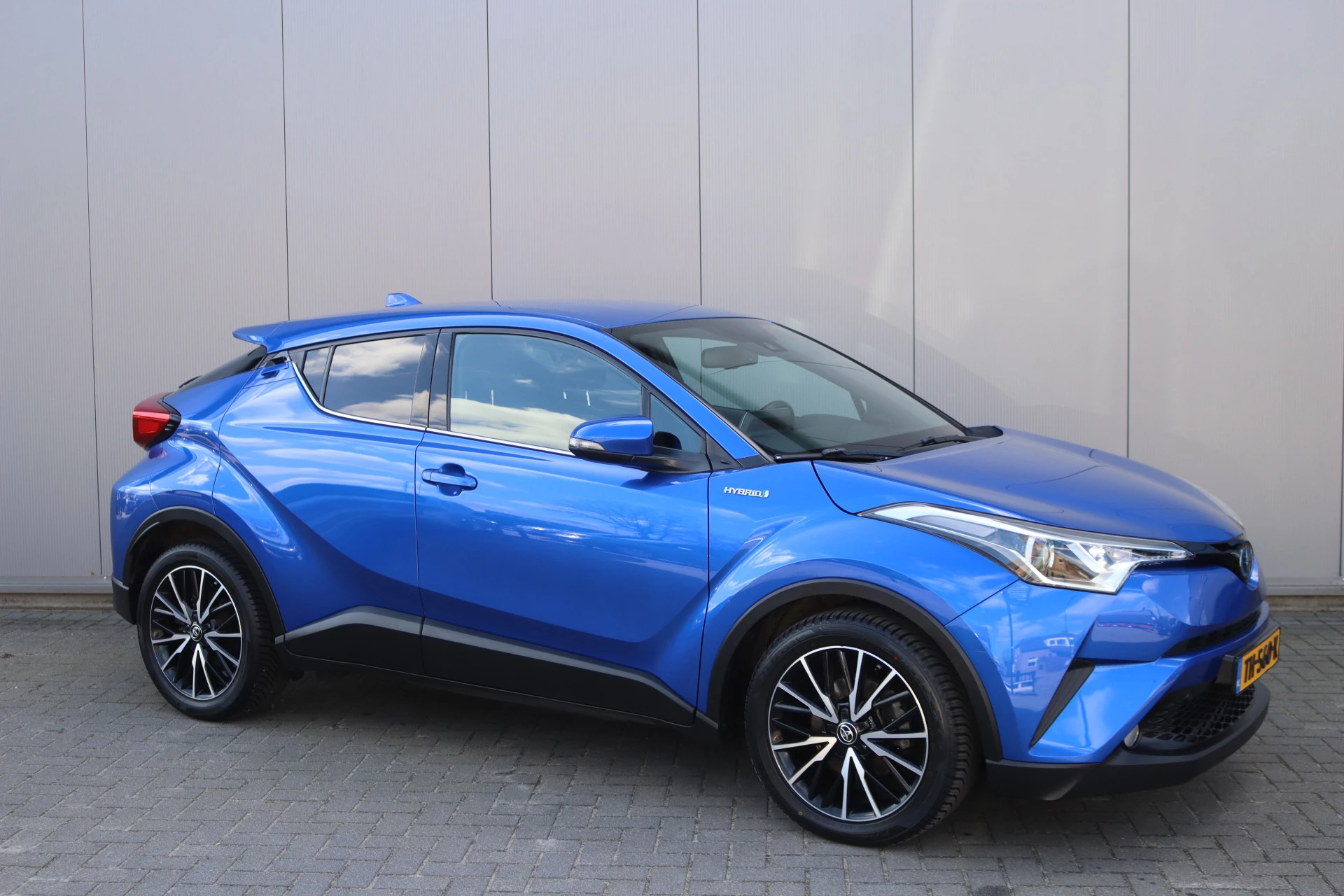 Hoofdafbeelding Toyota C-HR