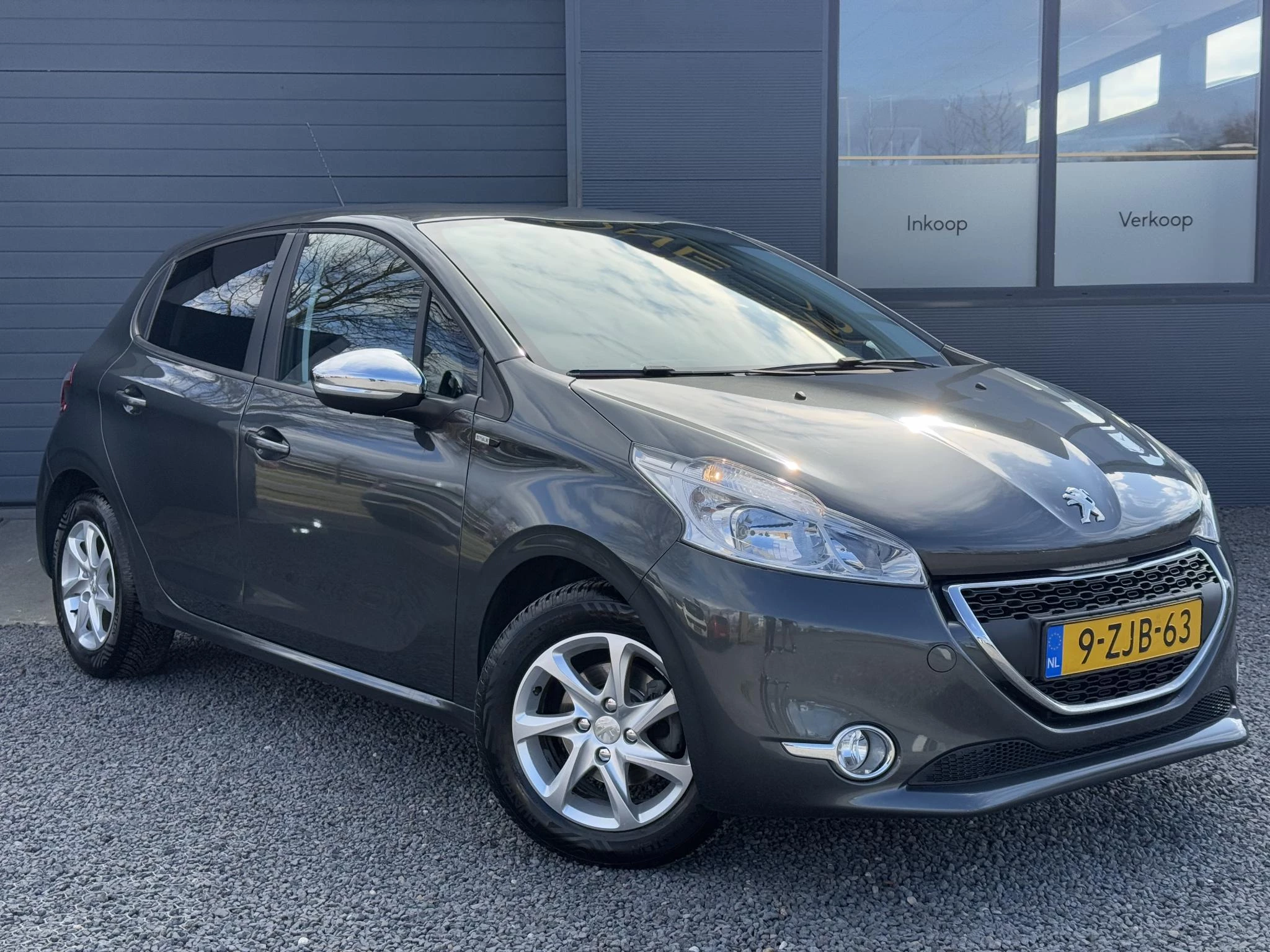 Hoofdafbeelding Peugeot 208