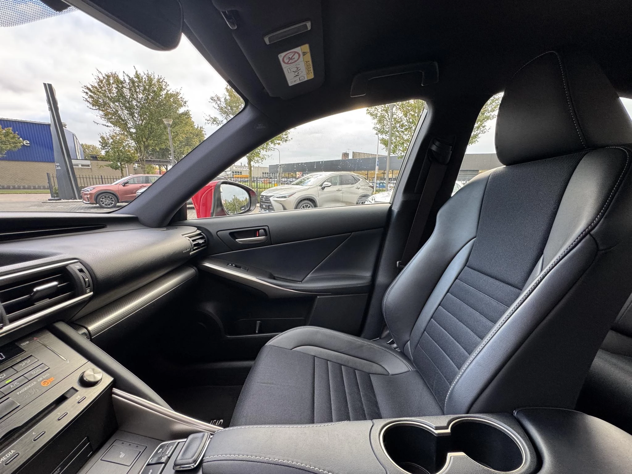 Hoofdafbeelding Lexus IS