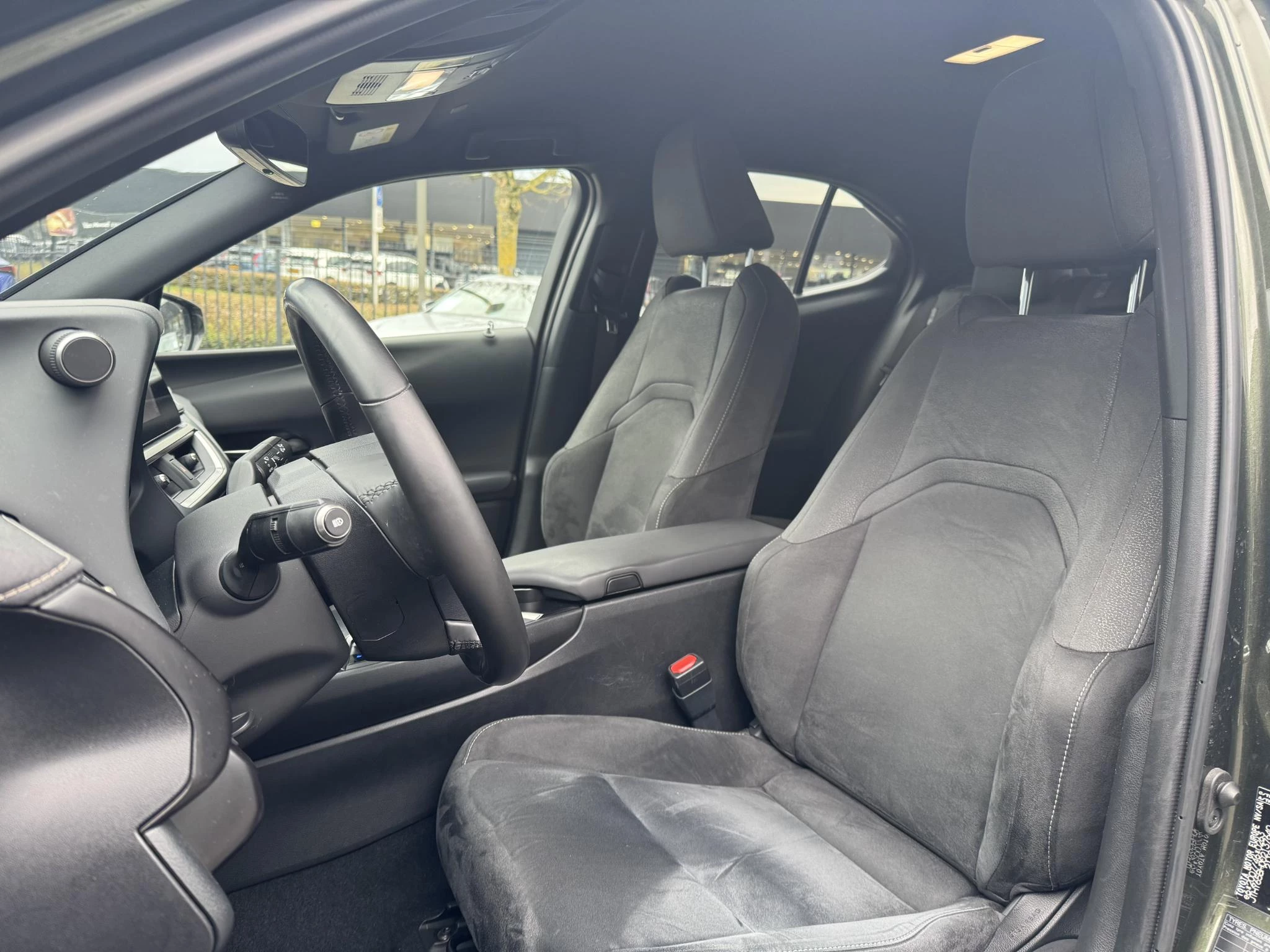 Hoofdafbeelding Lexus UX