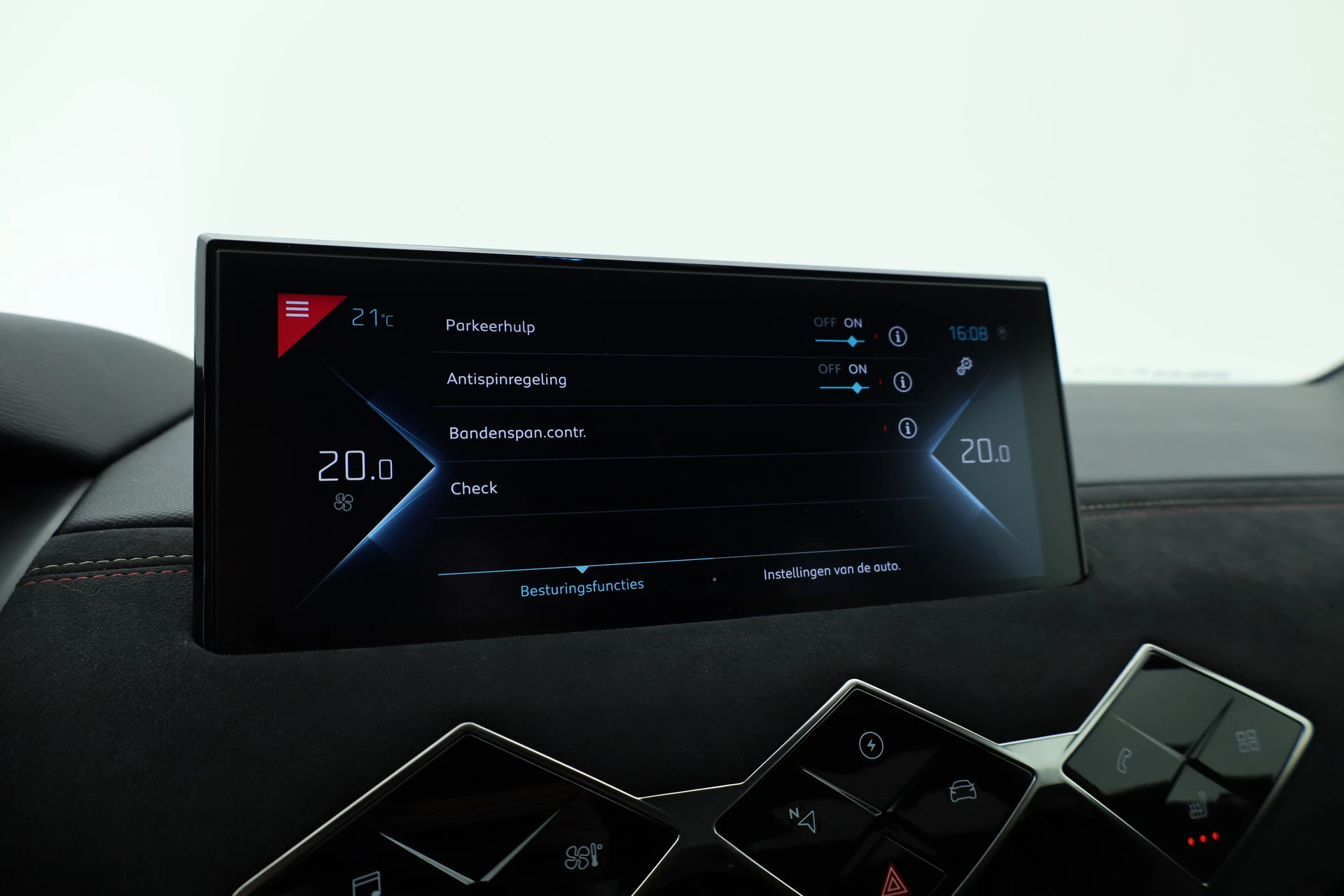 Hoofdafbeelding DS DS 3