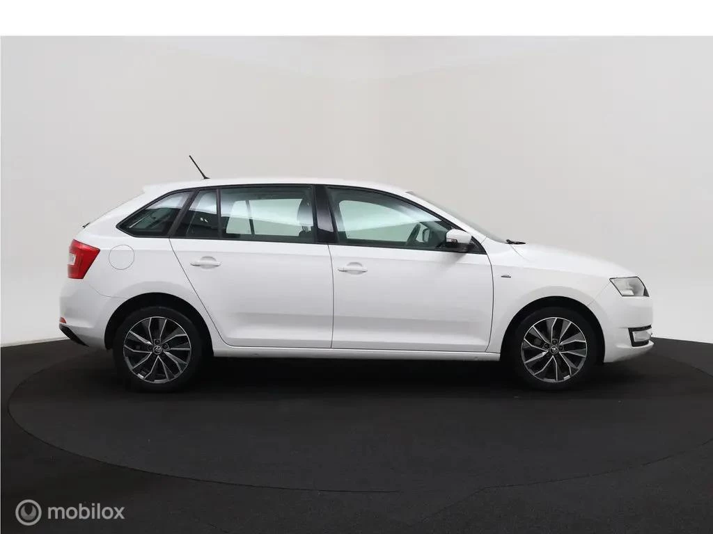 Hoofdafbeelding Škoda Rapid