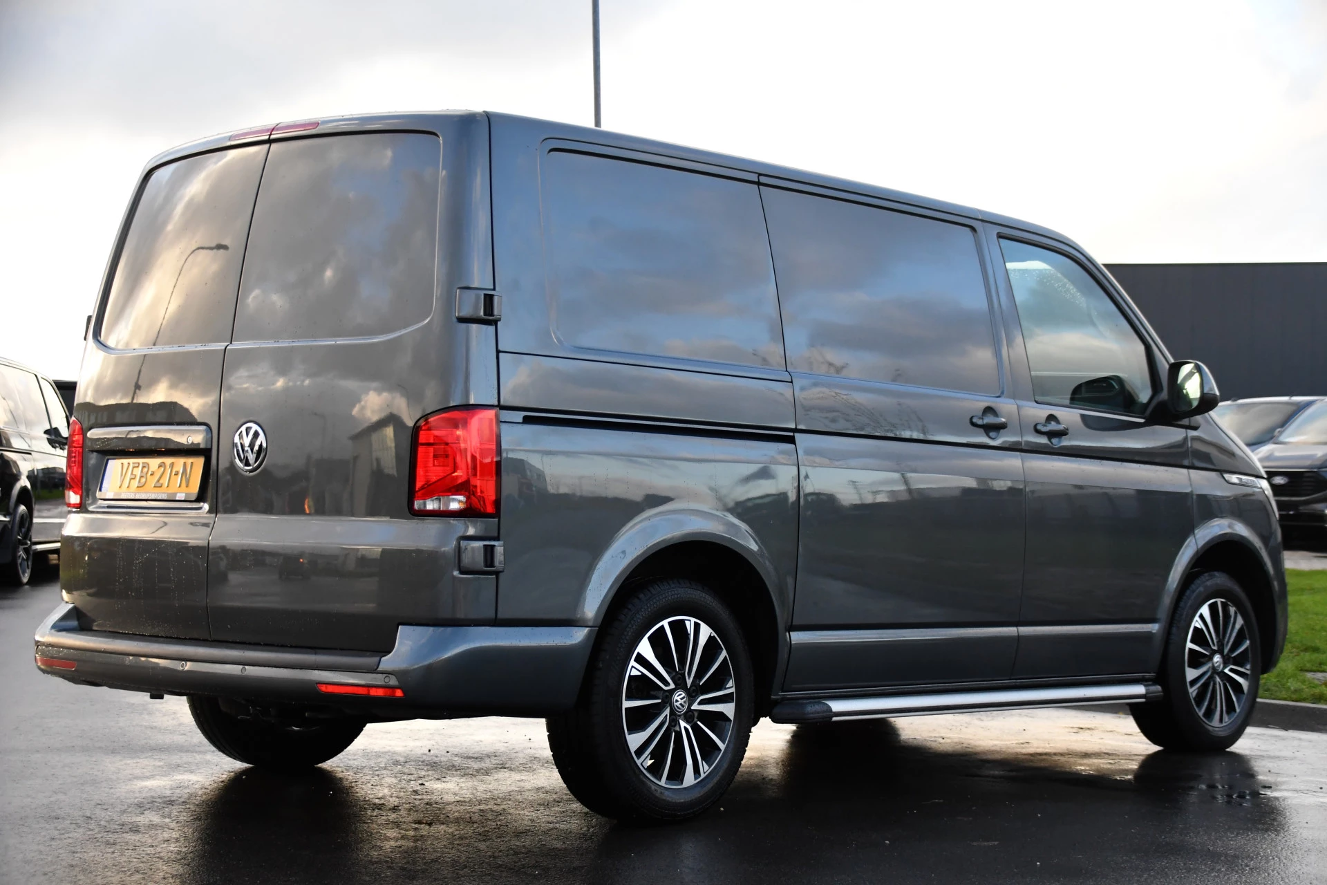 Hoofdafbeelding Volkswagen Transporter