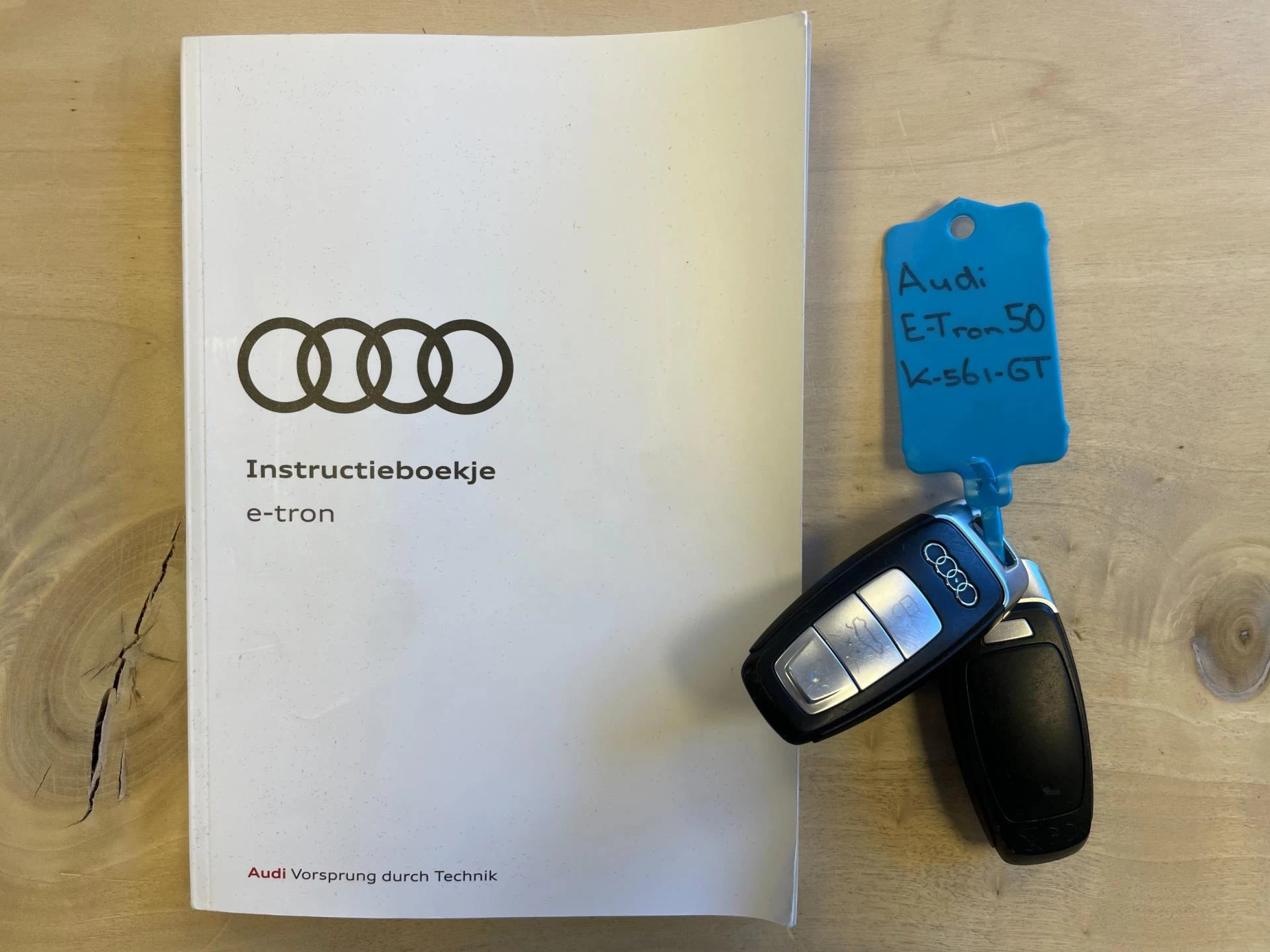 Hoofdafbeelding Audi e-tron