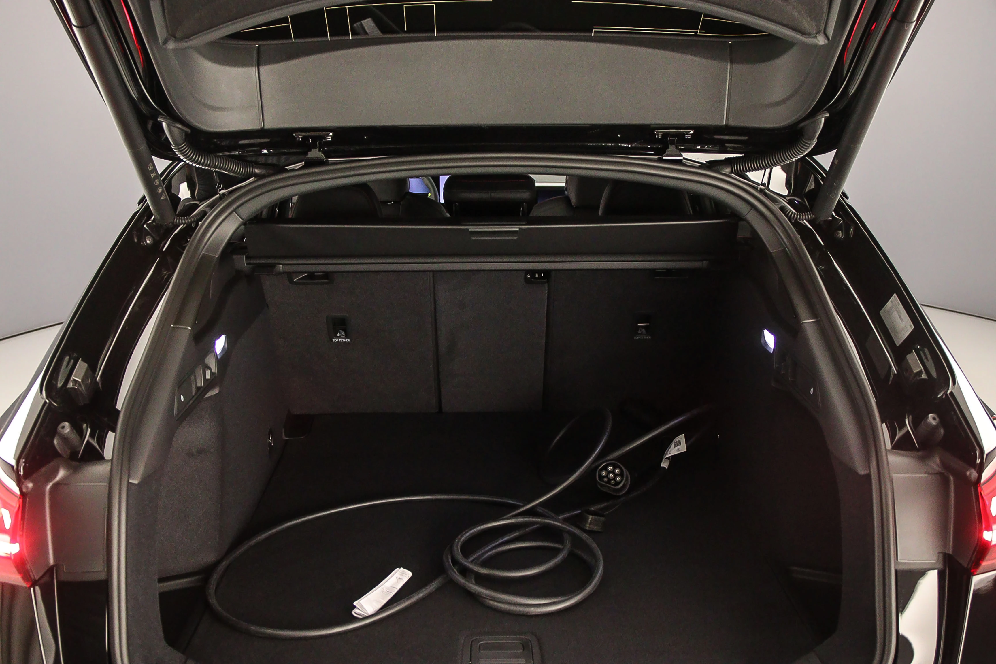 Hoofdafbeelding Audi A6 Avant e-tron