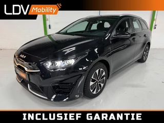 Hoofdafbeelding Kia Ceed Sportswagon Kia Ceed Sportswagon 1.6 GDI PHEV DynamicLine / 30.538 KM / Afneembare trekhaak / Apple Carplay / Android Auto.
