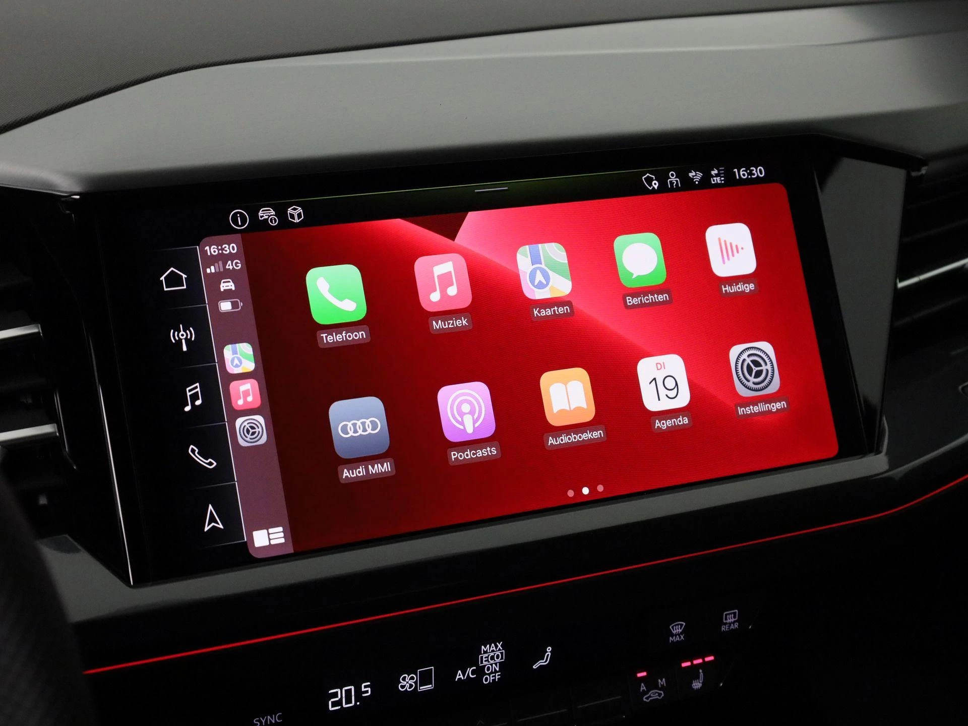 Hoofdafbeelding Audi Q4 e-tron