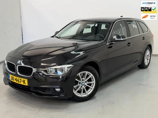 BMW 3-serie Touring 320i Executive / NL-auto / Navi / Bluetooth