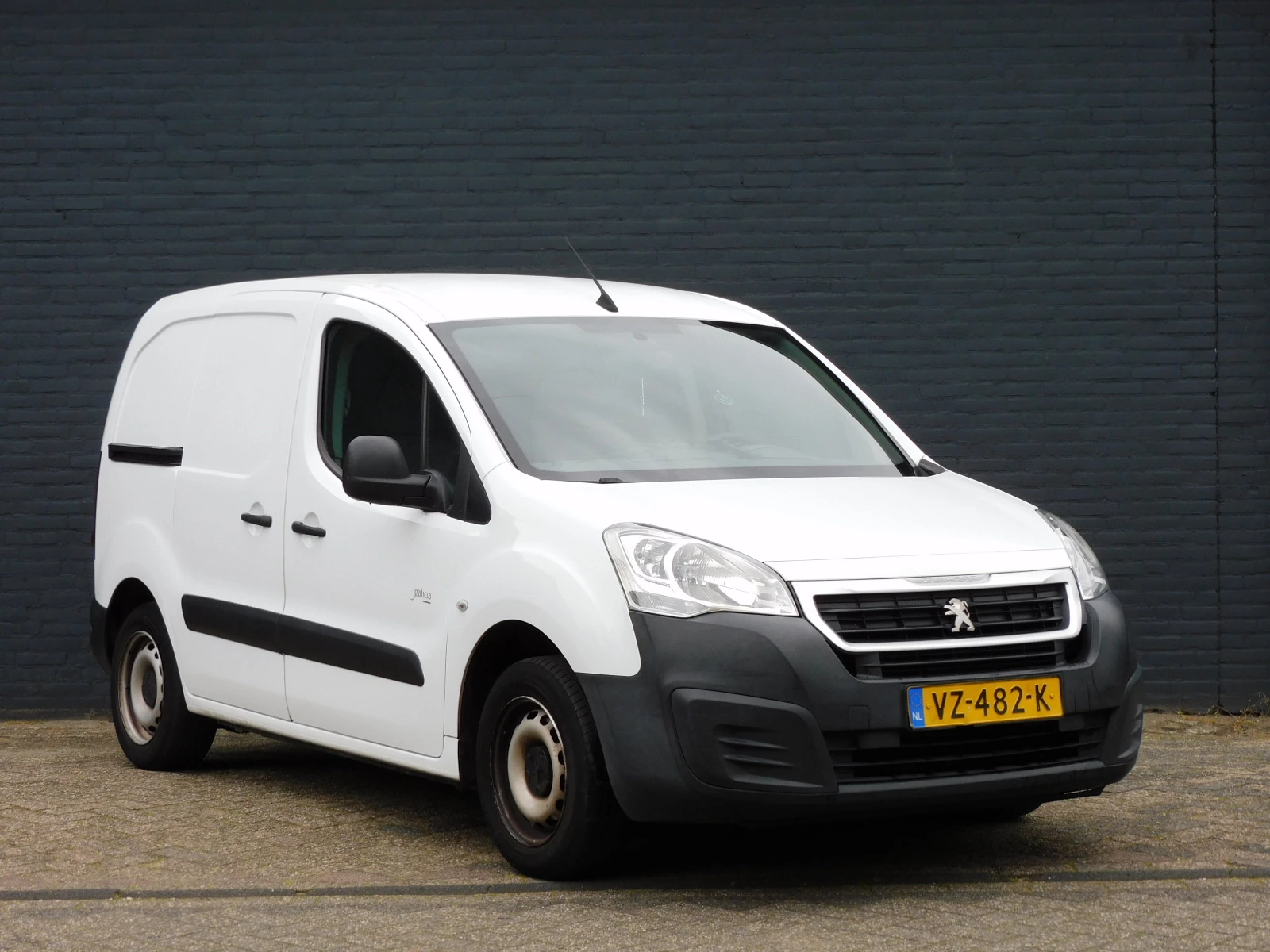 Hoofdafbeelding Peugeot Partner