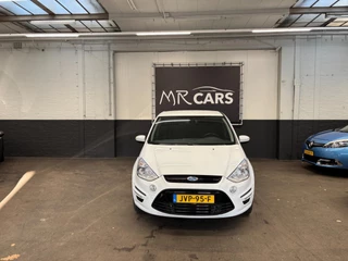 Hoofdafbeelding Ford S-Max Ford S-MAX 2.0-16V 7. persoons