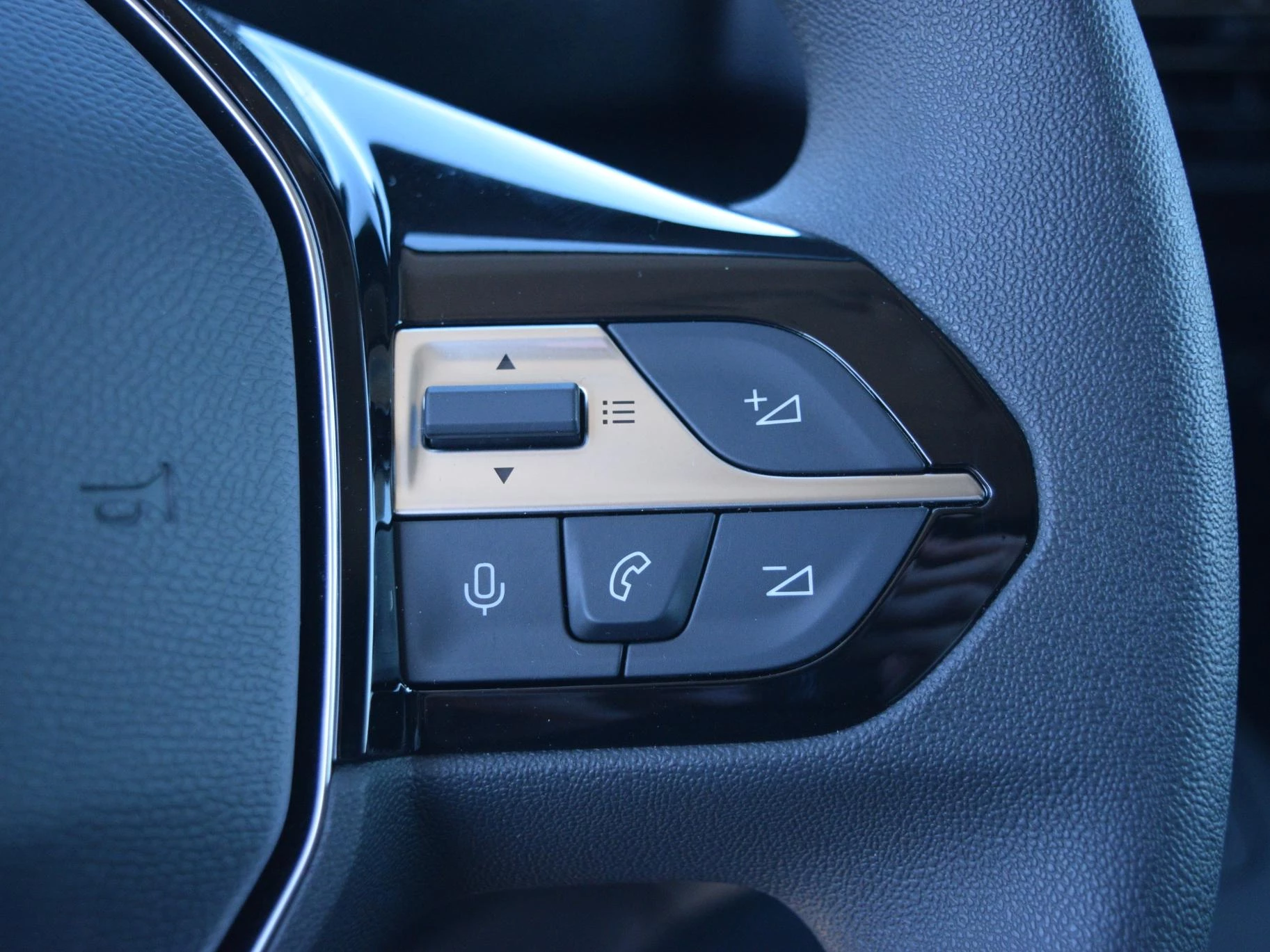 Hoofdafbeelding Peugeot e-Partner