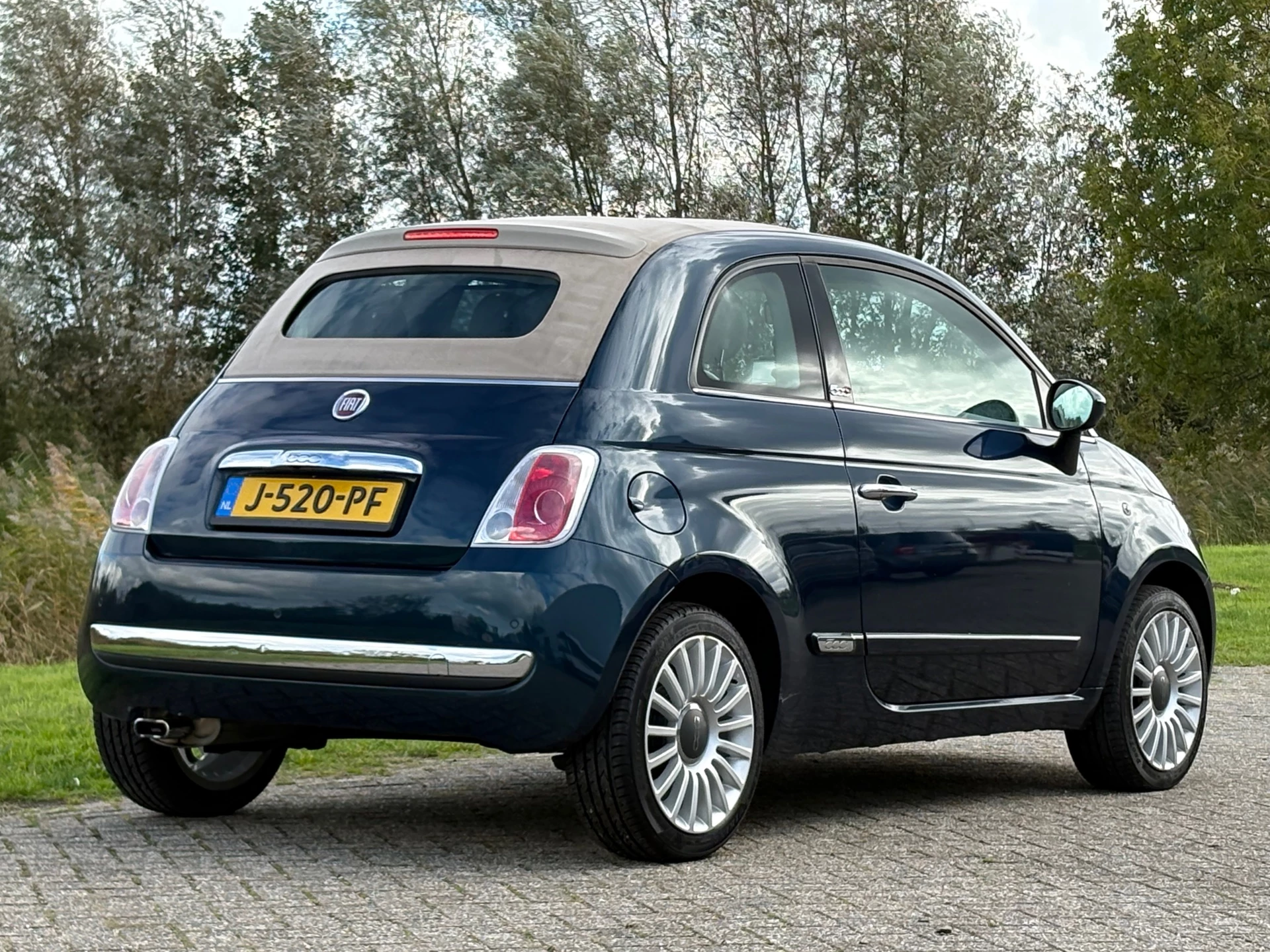 Hoofdafbeelding Fiat 500C