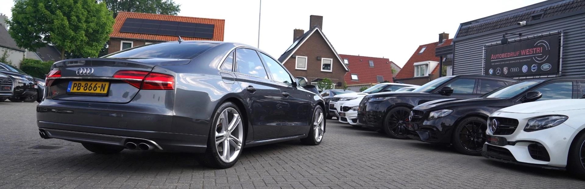 Hoofdafbeelding Audi S8