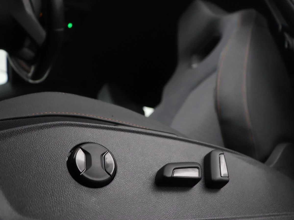 Hoofdafbeelding CUPRA Born