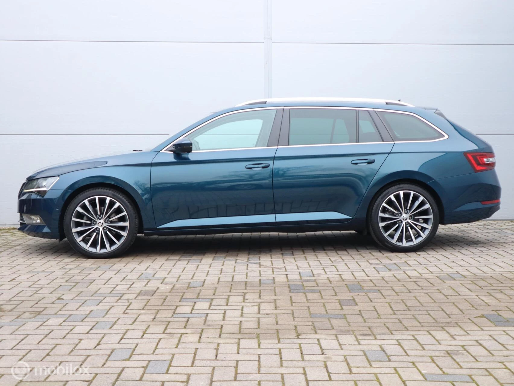 Hoofdafbeelding Škoda Superb