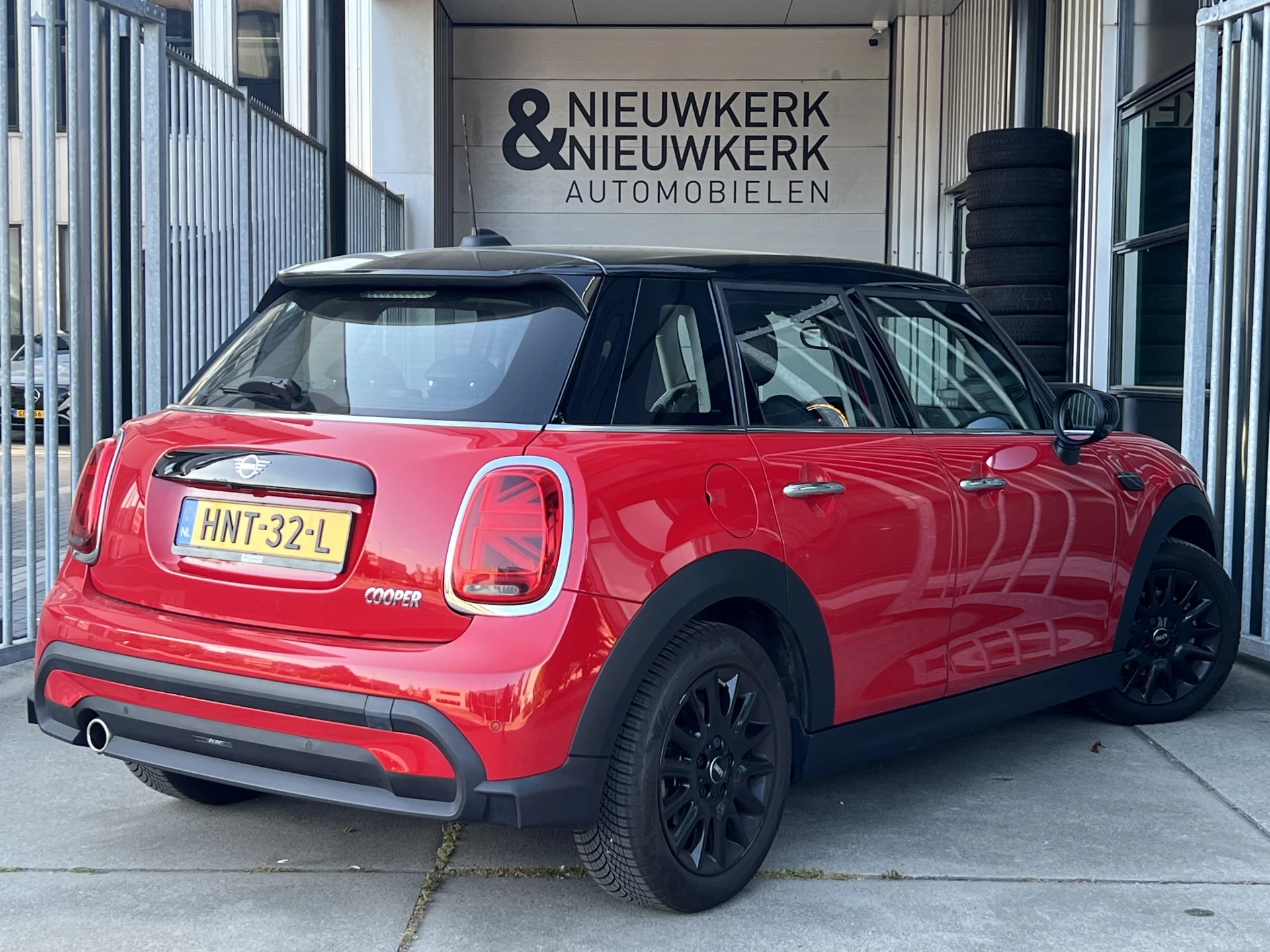 Hoofdafbeelding MINI Cooper