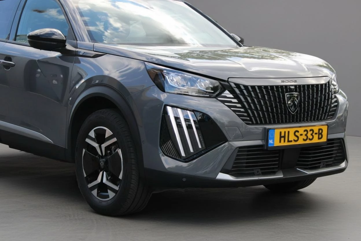Hoofdafbeelding Peugeot e-2008
