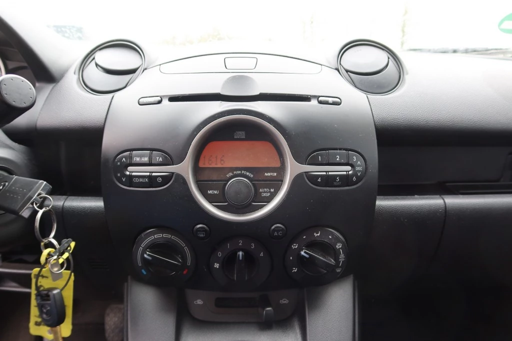 Hoofdafbeelding Mazda 2