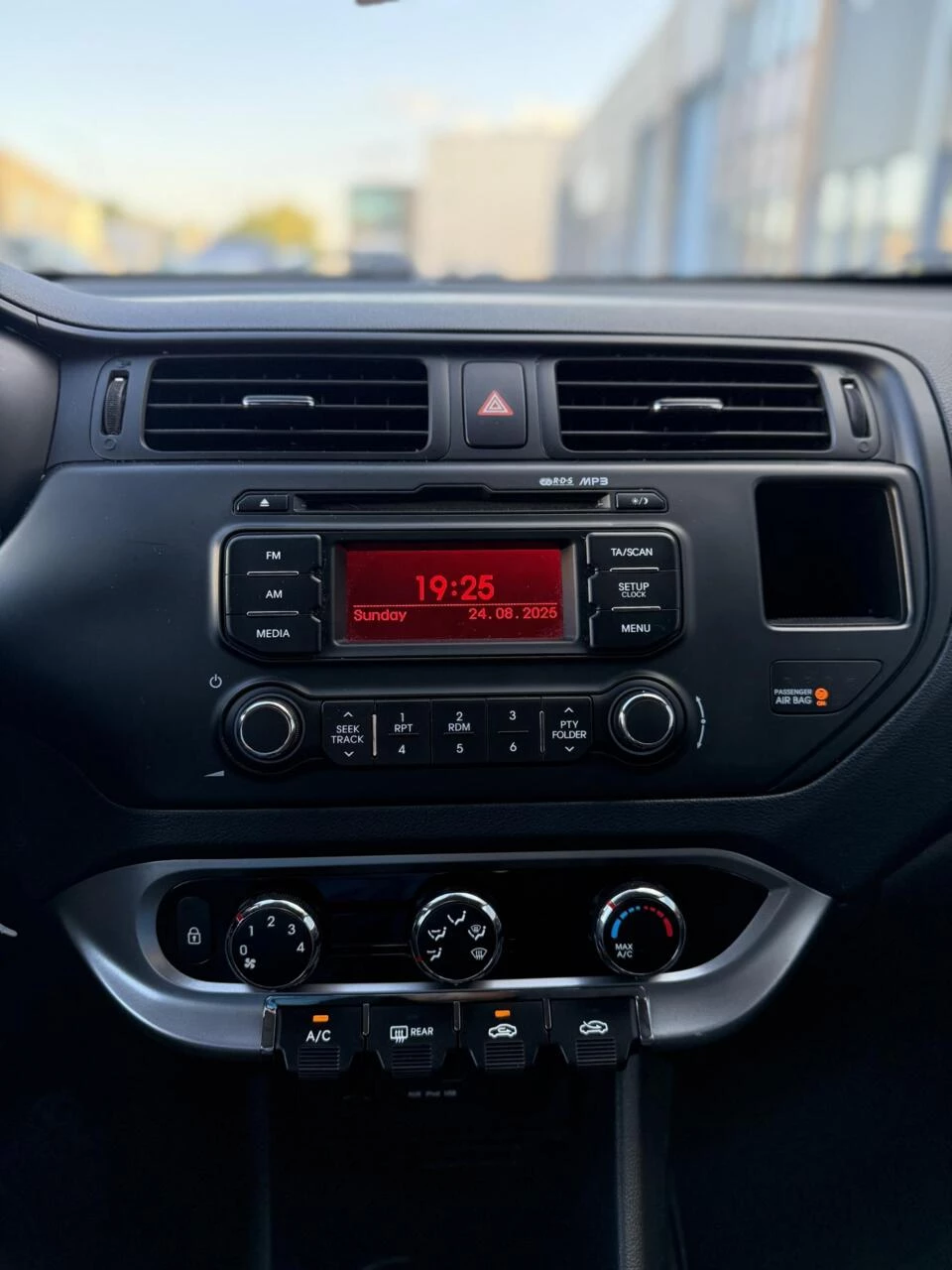 Hoofdafbeelding Kia Rio
