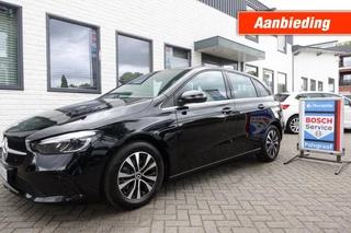 Hoofdafbeelding Mercedes-Benz B-Klasse Mercedes-Benz B-Klasse 180 BNS SOLUTION Mild Hybrid