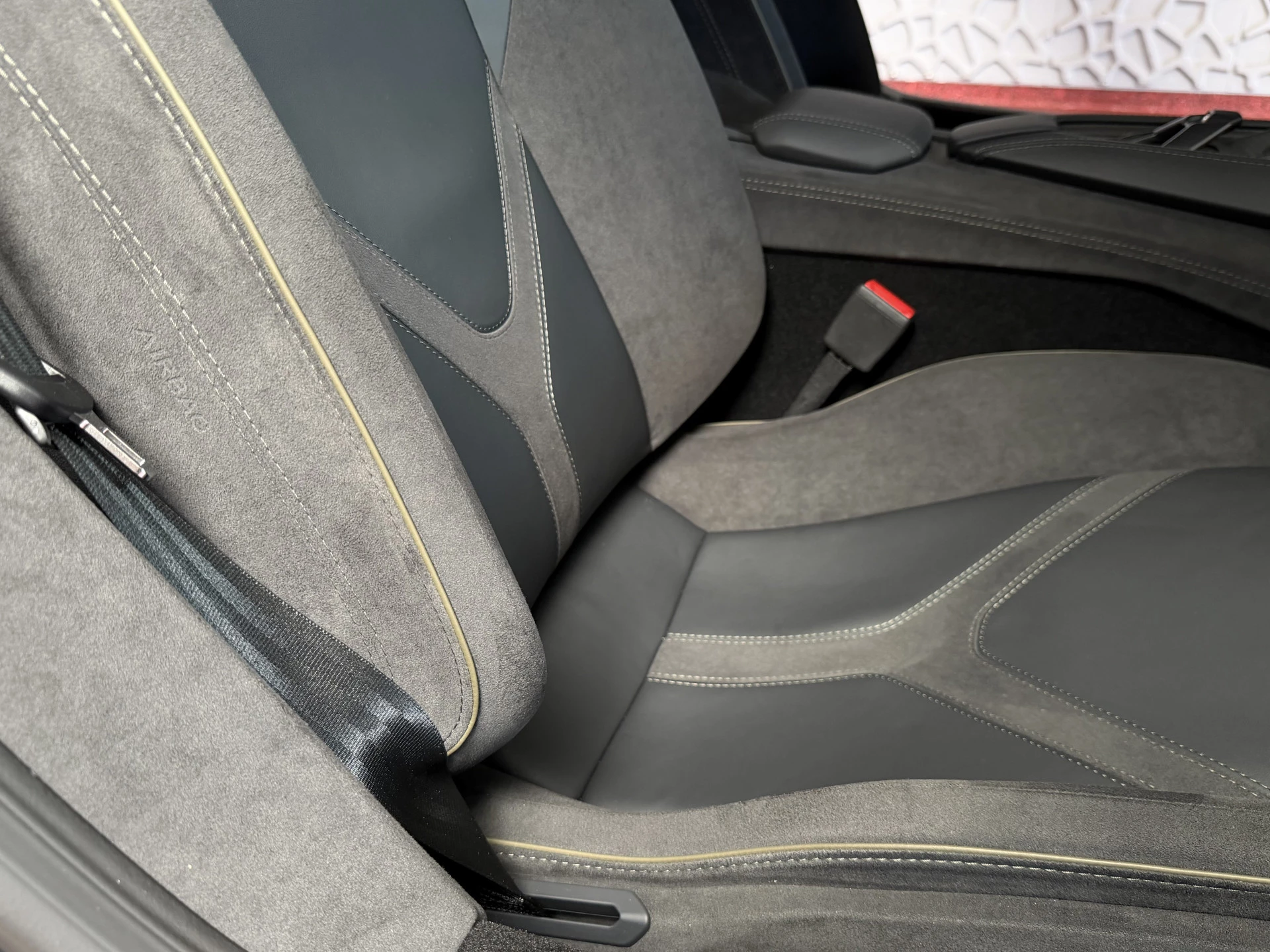 Hoofdafbeelding Lamborghini Revuelto