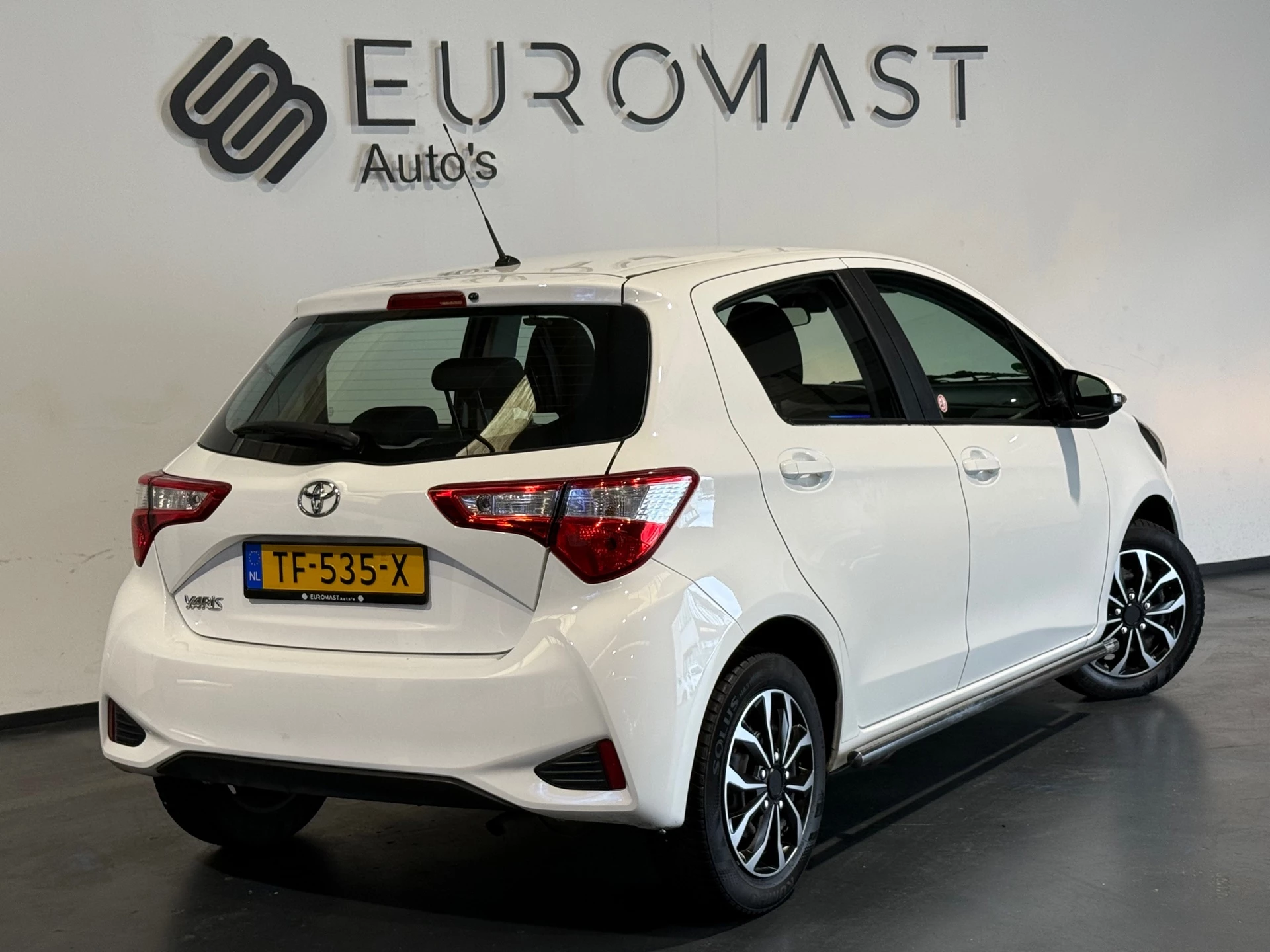 Hoofdafbeelding Toyota Yaris