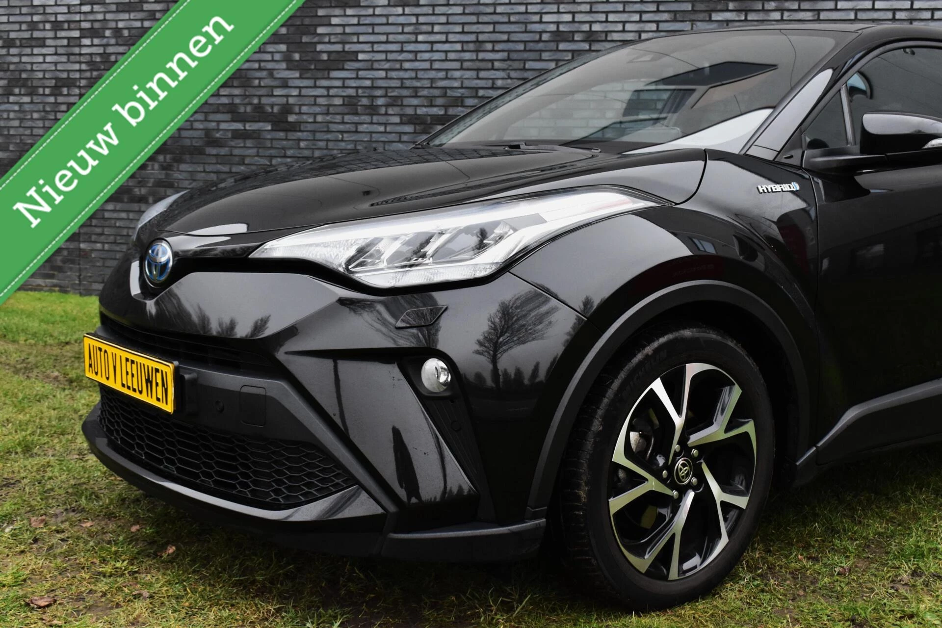 Hoofdafbeelding Toyota C-HR