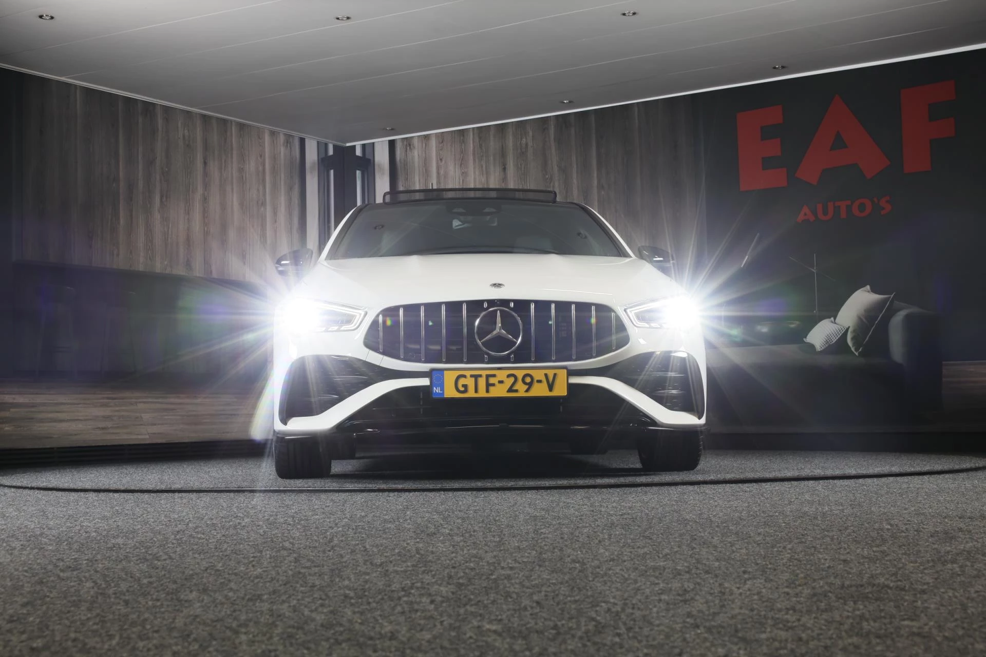 Hoofdafbeelding Mercedes-Benz CLA