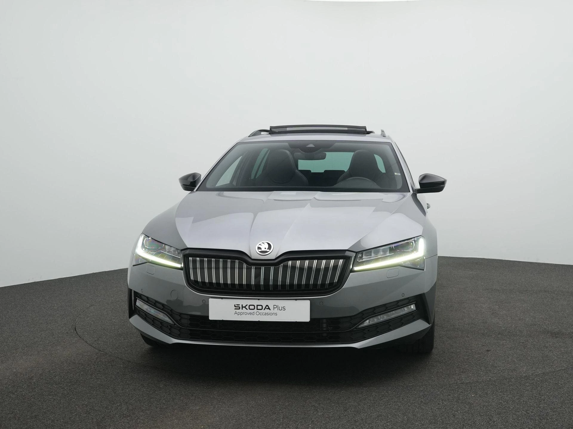 Hoofdafbeelding Škoda Superb