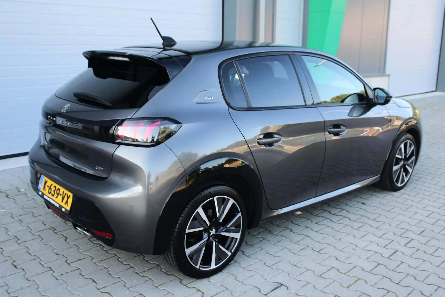 Hoofdafbeelding Peugeot 208