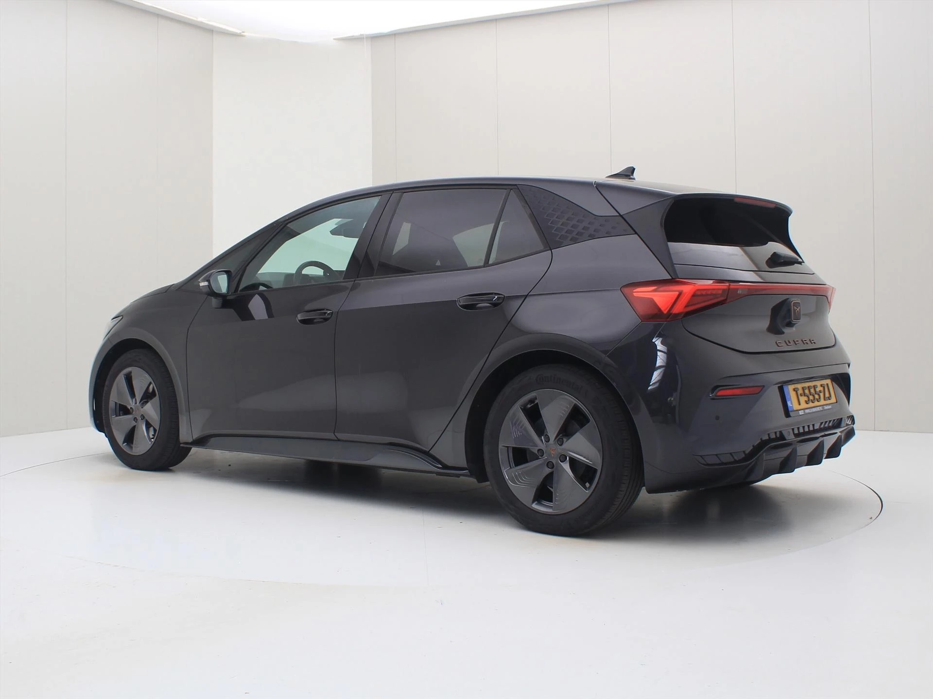 Hoofdafbeelding CUPRA Born