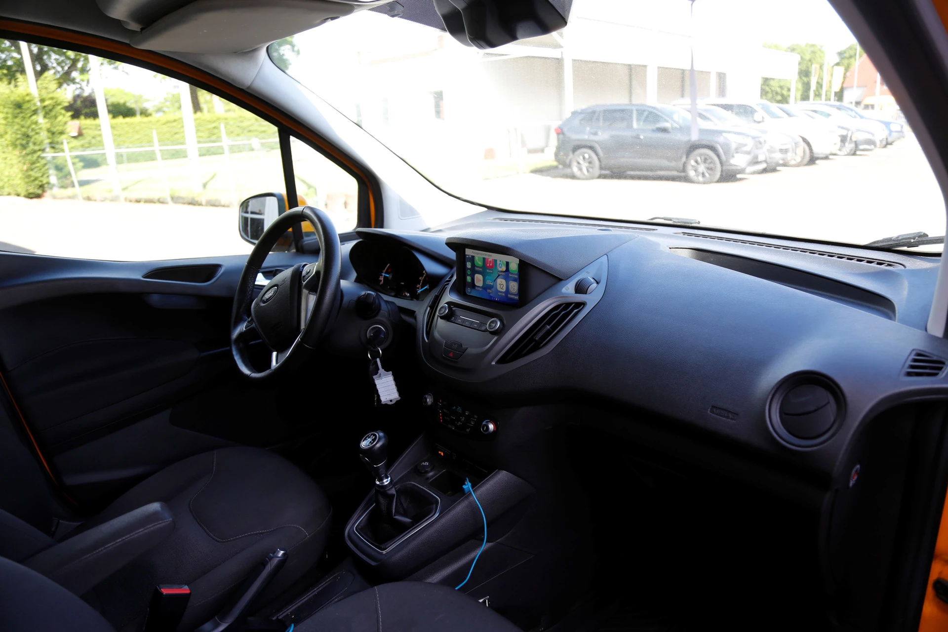 Hoofdafbeelding Ford Transit Courier
