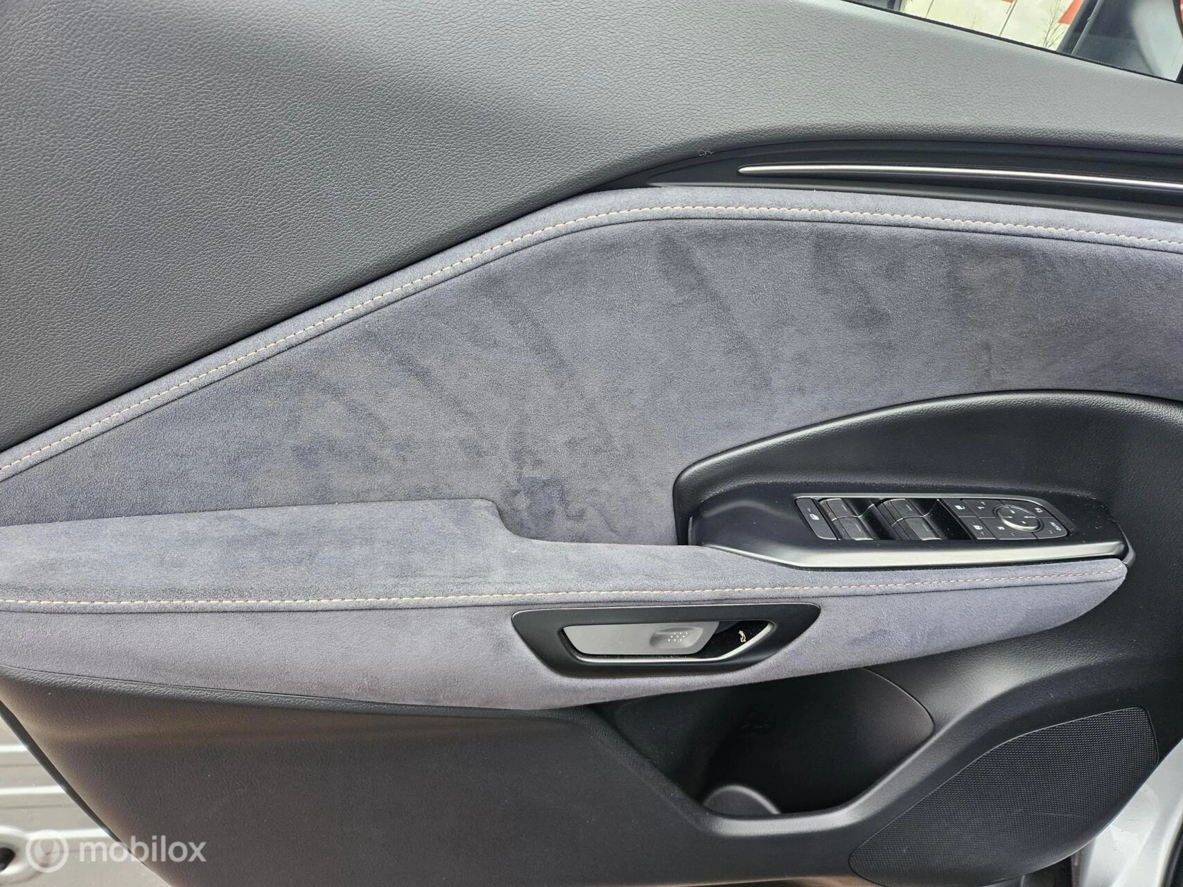 Hoofdafbeelding Lexus LBX