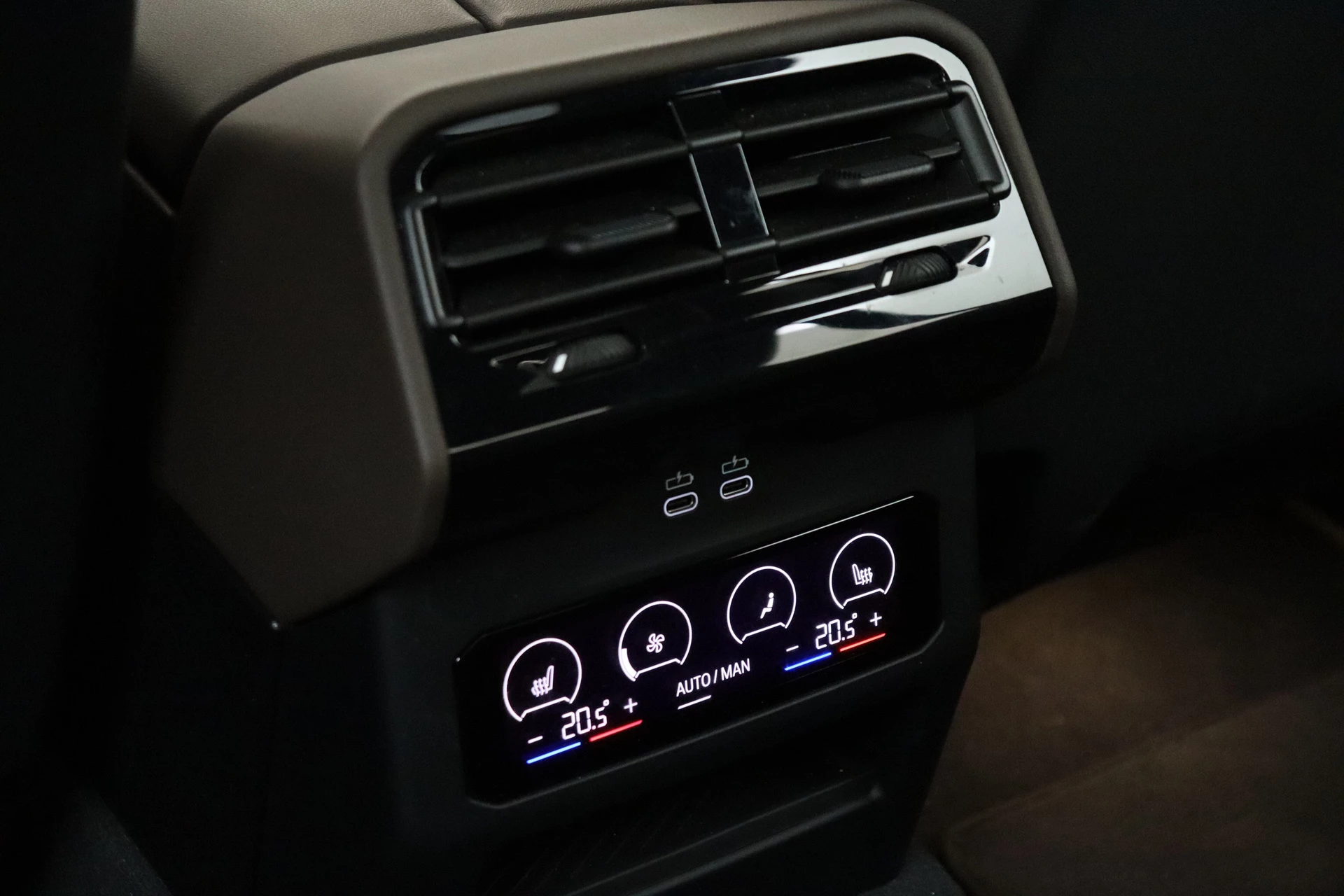 Hoofdafbeelding BMW i5