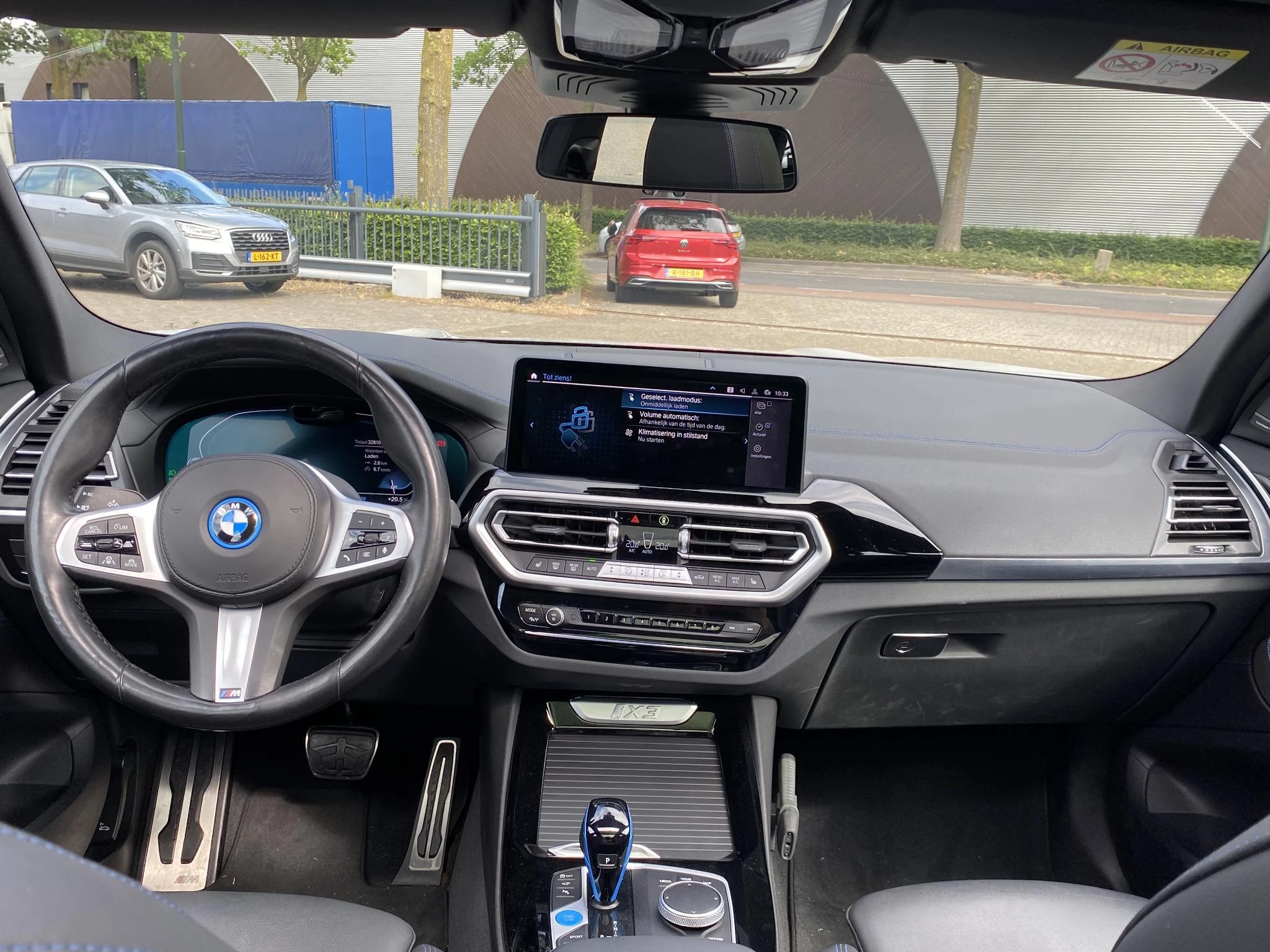 Hoofdafbeelding BMW iX3